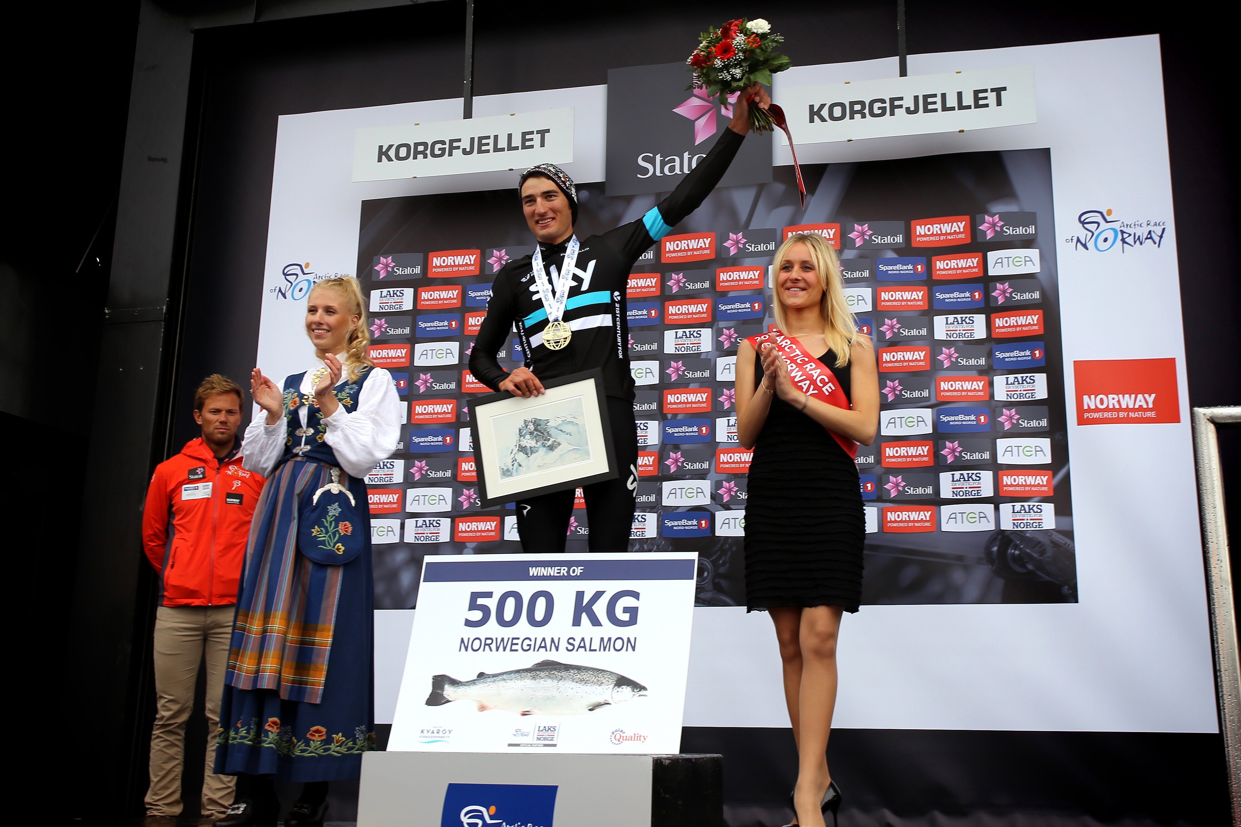 Jublet for seieren og 500 kg laks