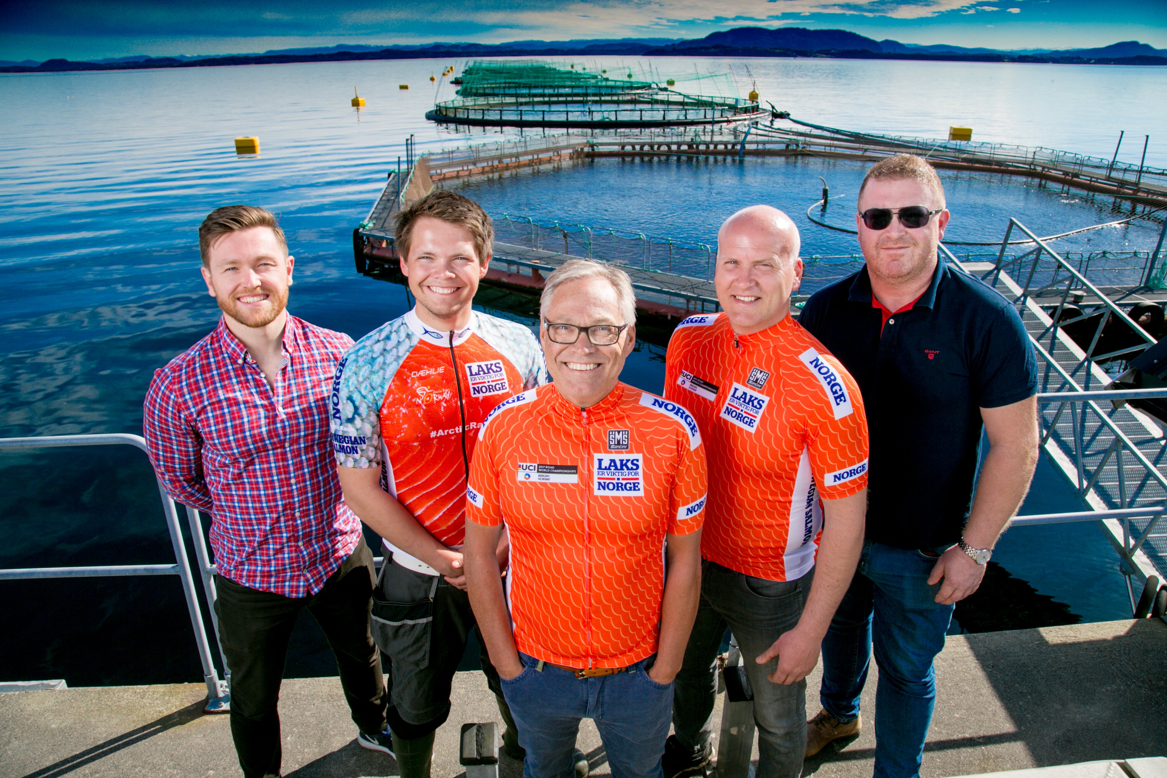 Hele laksenæringen trår til for sykkelsporten