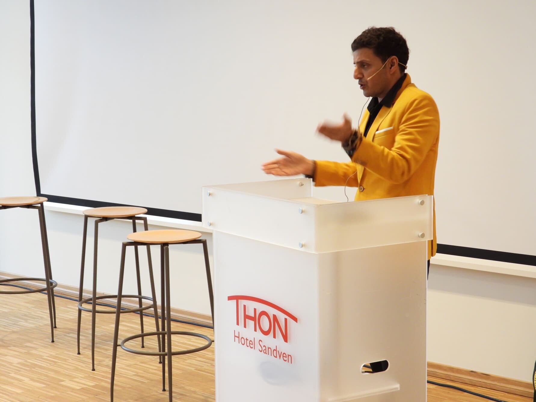 Indisk miljøaktivist mener samarbeid er sentralt i kampen mot plast i havet