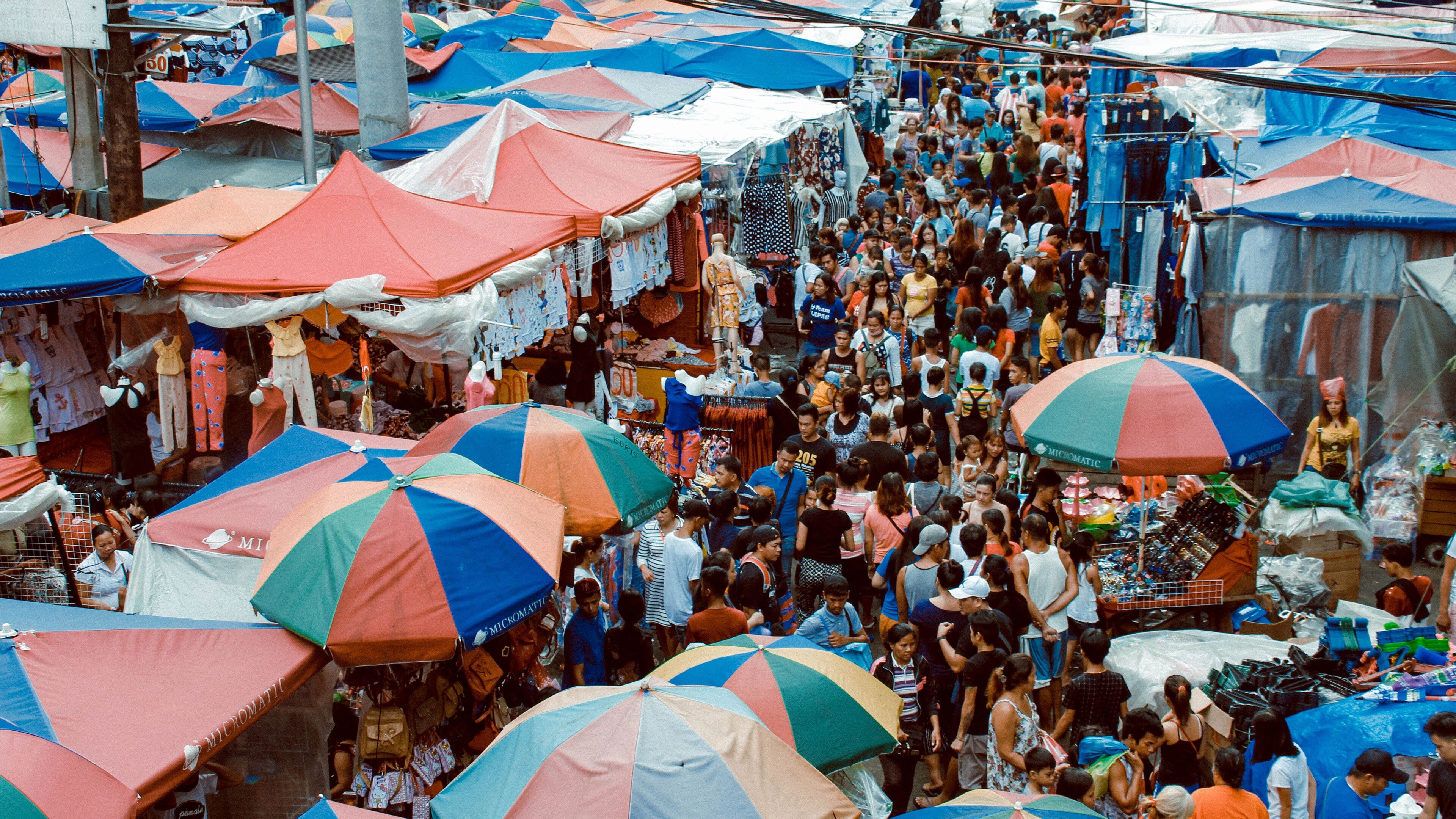 menneskemengde på marked
